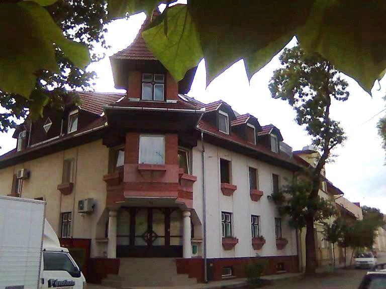 fecske-utca-11.jpg fecske-utca-11.jpg